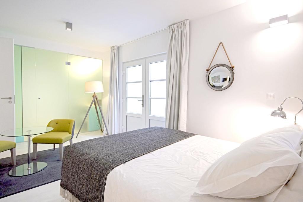 Alma Moura Residences Lisbon Room photo